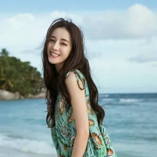 🌟 phụ nữ, bãi biển, nụ cười, chân dung, váy, biển, thiên nhiên telegram sticker