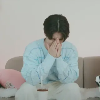 😖 whatsapp sticker
