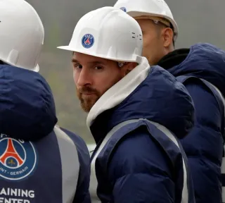 🐐 Lionel Messi TRAINING CENTER Lionel Messi, Joueur de foot, PSG, Paris Saint-Germain, Football, Sport, Football telegram sticker