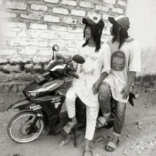 🌟 PERDA Motorrad, Roller, urban, Jugend, Freunde, lässig telegram sticker