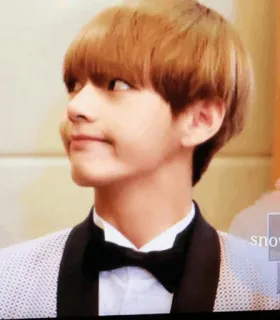 😕 V kpop, ca sĩ, dễ thương, thần tượng, nghệ sĩ, v telegram sticker
