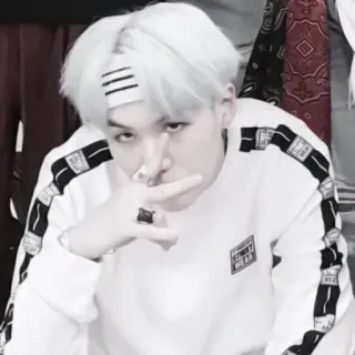 🧁 Suga Suga, BTS, K-pop, Koreański piosenkarz, Muzyka, Gwiazda, Naklejka fana telegram sticker