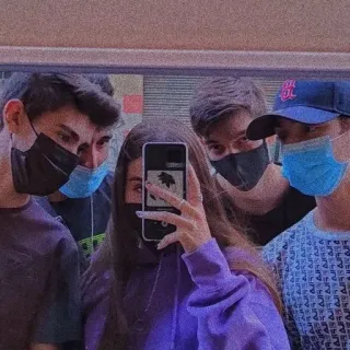 🤙 Selfie, Grupo, Amigos, Adolescentes, Máscaras telegram sticker