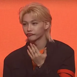 🧩 Felix kpop, 偶像, 肖像, 歌手, 男性, 男人 telegram sticker