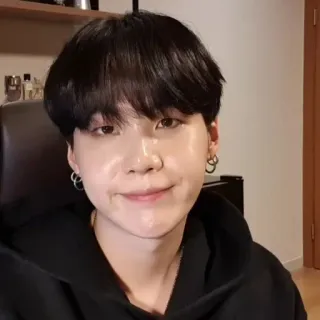 🌻 Suga kpop, singer, idol, music, suga, bts, asian telegram sticker