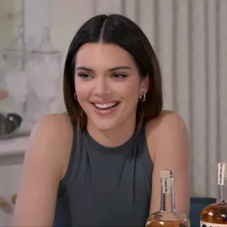 ✨ Kendall Jenner женщина, человек, улыбка, знаменитость, развлечение telegram sticker