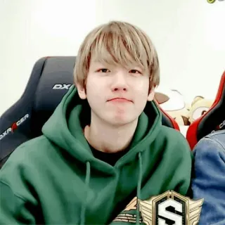 -「byun Baekhyun🥡🥢↯」¦ @kpopstan telegram stickers