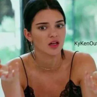 😕 Kendall Jenner KyKenOut celebrità, personaggio TV, reality show, meme, divertente, donna telegram sticker