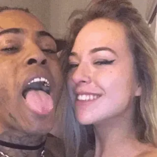 🖤 XXXTentacion rapper, zangeres, beroemdheid, portret, vrouw, vriend(in) telegram sticker