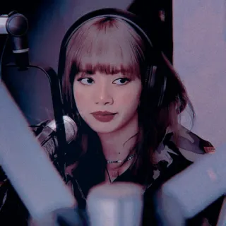 🎶 Lisa リサ, blackpink, kpop, 歌手, 音楽, アイドル, 人 telegram sticker