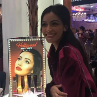 🍥 Hollywood
BEAUTY SECRETS schoonheid, make-up, cosmetica, hollywood, geheimen telegram sticker