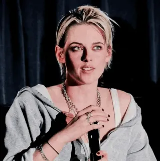 🤍 Kristen Stewart Kristen Stewart, Schauspielerin, Promi, Frau, Porträt telegram sticker