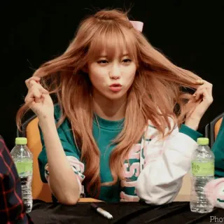 🥨 女性, ポートレート, 女の子, アジア人, 可愛い, ヘアスタイル telegram sticker