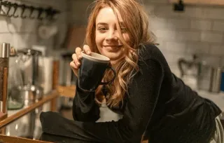 ▪️ donna, caffè, ritratto, cucina, stile di vita, interno telegram sticker