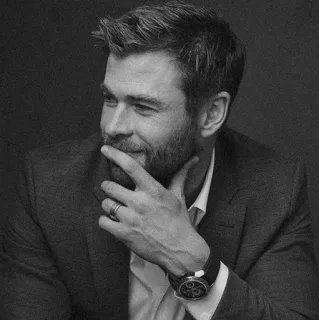 🗞 Chris Hemsworth Célébrité, Acteur, Portrait, Homme, Noir et blanc, Chris Hemsworth telegram sticker