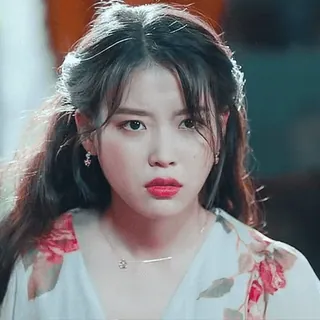 🤬 IU korean actress, korean singer, IU, Lee Ji-eun, celebrity telegram sticker