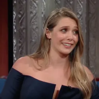 🌻 Elizabeth Olsen Elizabeth Olsen, attrice, celebrità, ritratto, bionda telegram sticker