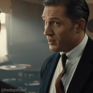 🤜 @freetopsticker Tom Hardy, acteur, costume, homme, portrait, film whatsapp sticker