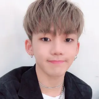 🙂 ritratto, uomo, persona, viso, coreano, asiatico telegram sticker