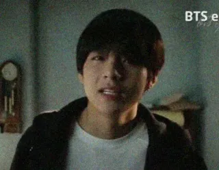 👽 V (Kim Taehyung) BTS K-pop, Cantante, Ídolo, Masculino, Asiático whatsapp sticker