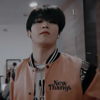 ⛓ New Thangs moda, chaqueta, kpop, estilo, ropa telegram sticker