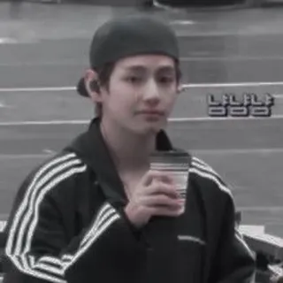 🍒 냠냠냠 kpop, coréen, manger, café, célébrité, idole whatsapp sticker