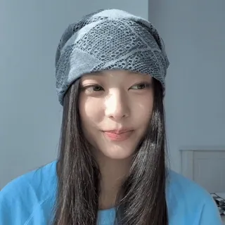 🎐 женщина, портрет, шляпа, азиатка, красивая, девушка, улыбается, крупный план telegram sticker
