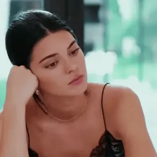 💕 Kendall Jenner woman, model, sad, bored, thinking telegram sticker