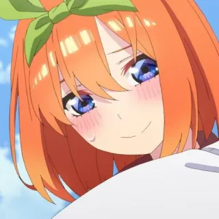 🍑 Yotsuba Nakano The Quintessential Quintuplets animé, fille, cheveux orange, mignon, souriant, rougissant telegram sticker