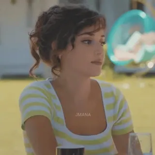 🍯 JMANA mujer, retrato, persona, Hande Erçel telegram sticker