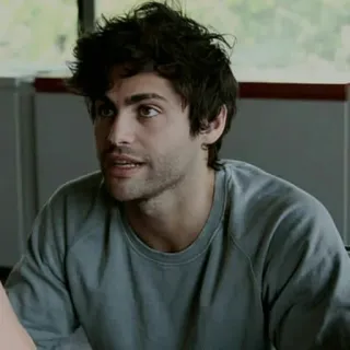 🏹 uomo, maschio, ritratto, attore, casual, Matthew Daddario, persona telegram sticker
