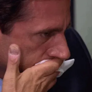 🗞 Michael Scott The Office weinen, traurig, Taschentuch, Büro, The Office, Michael Scott telegram sticker