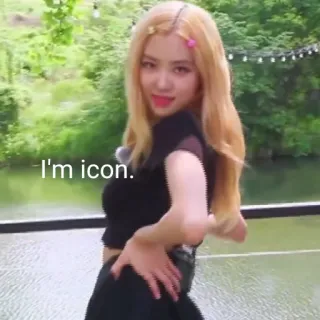 ✨ I'm icon. иконка, мем, женщина, блондинка, на улице telegram sticker