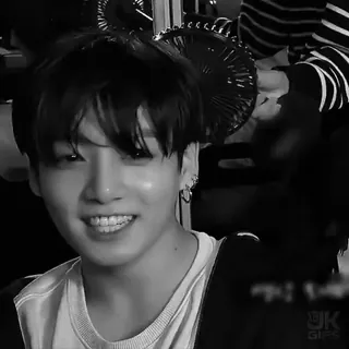 ๐ธ Jungkook K-Pop, BTS, penyanyi, hitam putih, potret, pria telegram sticker