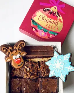 🍰 Christmas cheer Weihnachten, Freude, Geschenk, Essen, Dessert, Kekse whatsapp sticker