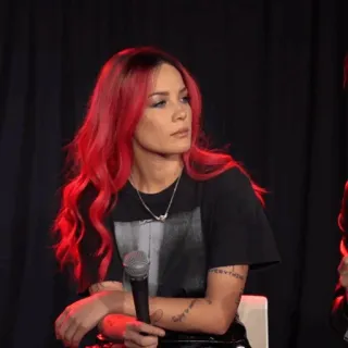 🍒 Halsey músico, cantora, cabelo ruivo, retrato, mulher whatsapp sticker