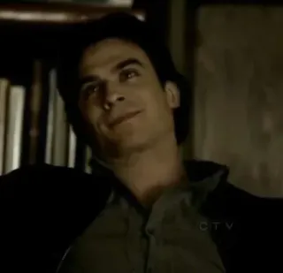🥀 Damon Salvatore The Vampire Diaries vampiro, serie de TV, sonriendo con sorna, Ian Somerhalder, Damon whatsapp sticker