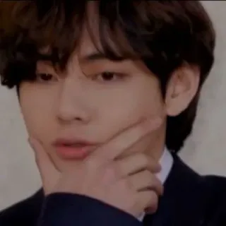 ⛓ V Kpop, BTS, Taehyung, V, Chanteur, Célébrité, Musicien telegram sticker