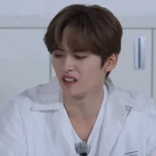 😬 osoba, mężczyzna, twarz, wyraz, k-pop, koreański, idol telegram sticker