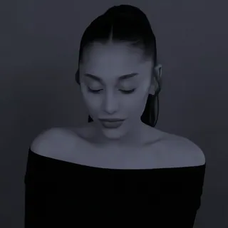 🍓 Ariana Grande ariana grande, penyanyi, selebriti, bintang pop, musisi telegram sticker