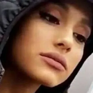 😒 Ariana Grande cantora, pop, celebridade, mulher, bonita whatsapp sticker
