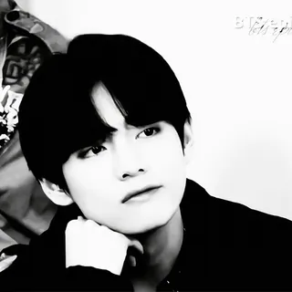 🔪 V BTS Seoul lets go BTS, K-pop, 首尔, V, 韩国流行乐, 音乐, 偶像, 娱乐 telegram sticker