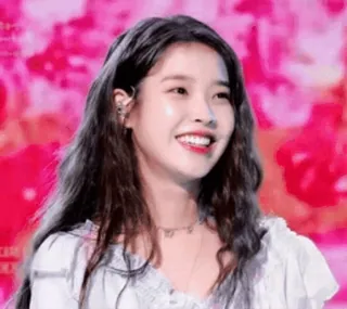 😁 IU K-pop, cantor, celebridade, ídolo, mulher, atriz whatsapp sticker