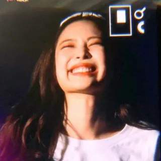🌹 phụ nữ, nụ cười, chân dung, hạnh phúc, khuôn mặt telegram sticker