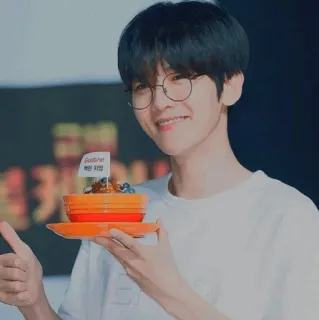 ✨ Baekhyun Baekhyun
팬미팅 Baekhyun, fan meeting, singer, celebrity, K-pop, artist telegram sticker