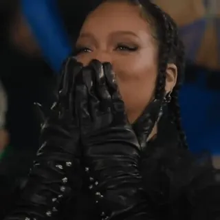 ๐ Rihanna singer, celebrity, emotion, happy, joy, Rihanna whatsapp sticker