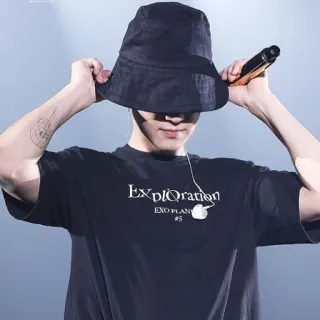 🤕 ExplOration EXO PLANET #5 música, K-pop, concierto, fan, cantante, Exo, escenario, entretenimiento telegram sticker