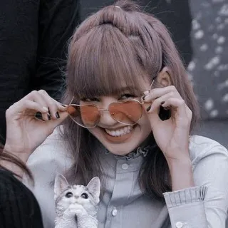 🌥 Lisa Lisa, Kpop, Blackpink, Singer, Sunglasses, Heart shaped glasses telegram sticker