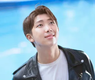 😃 RM RM, BTS, K-Pop, Sänger, Musik, Promi, männlich telegram sticker