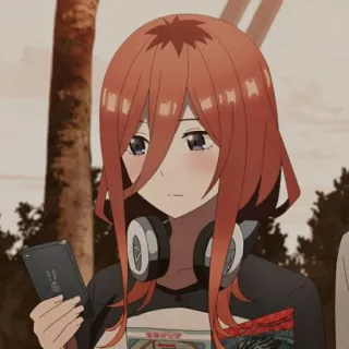🔪 Miku Nakano The Quintessential Quintuplets Аниме, Манга, Пять невест, Мику Накано, Наушники, Вайфу telegram sticker